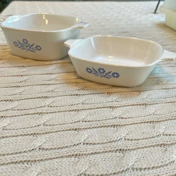 Set of 2 Corning Ware Cornflower Blue Small Casserole Dishes P-43-B & P-41. - Picture 5 of 15